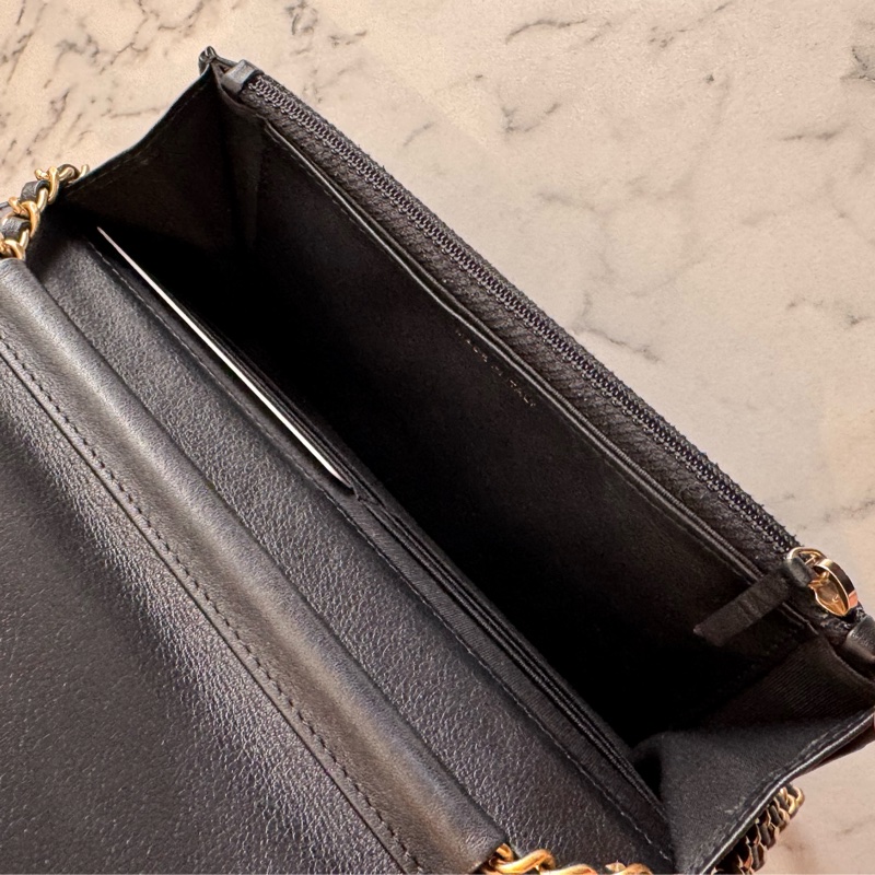 Chanel黑色山形紋金boy woc 必買🫶-25