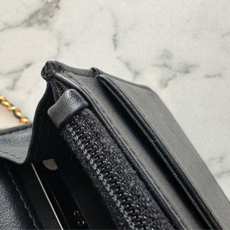 Chanel黑色山形紋金boy woc 必買🫶-34