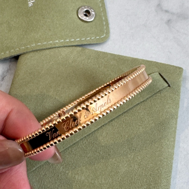 VCA 18K玫瑰金滾邊手環 超好看🫶顯白-4