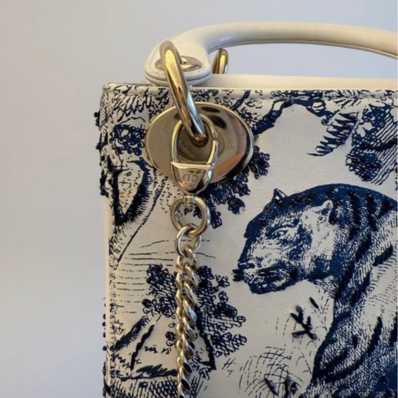Lady Dior 黛妃包 toile de jouy 刺繡度假百搭風-2