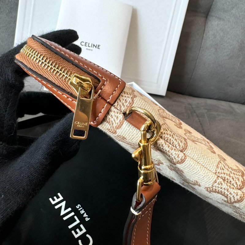 CELINE 經典老花小號手拿包-3