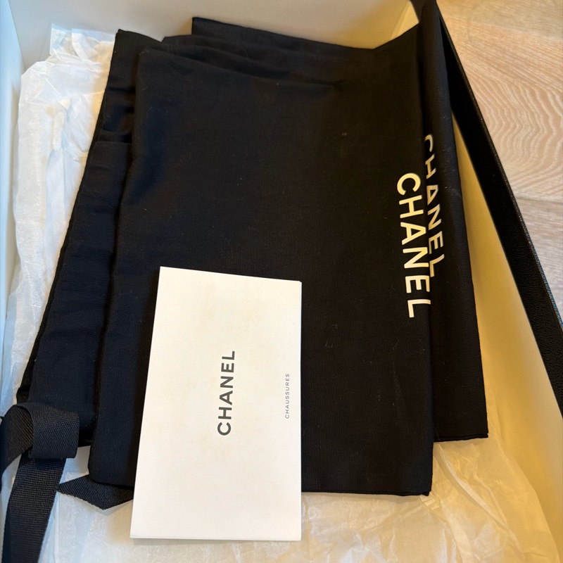 Chanel 白色編織涼鞋 EU41-14