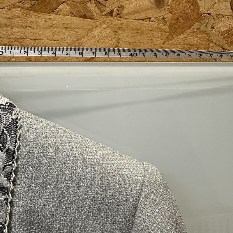 【美收精品】CHANEL灰色刺繡簍空西裝外套 4-786-10