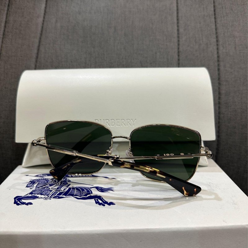 💎Han's house精品服飾💎BURBERRY LOGO 墨鏡 太陽眼鏡-4