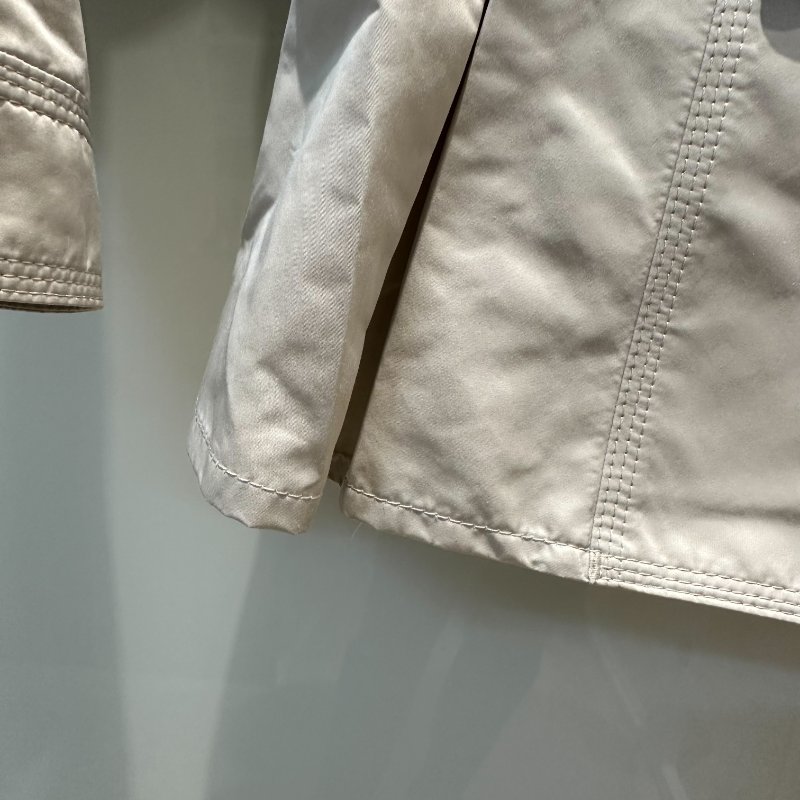 【美收精品】BURBERRY灰色短版風衣外套 4-788-5