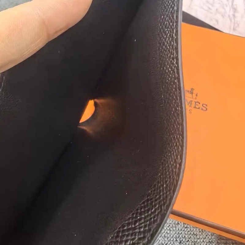 Hermès 愛馬仕 黑色 Epsom/粒面皮 對折短夾 多卡層|無附件|輕微使用感-3