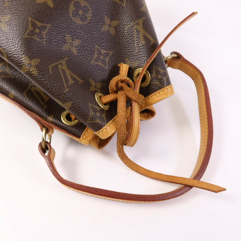 LOUIS VUITTON Monogram Mini Noe金扣肩背袋-8