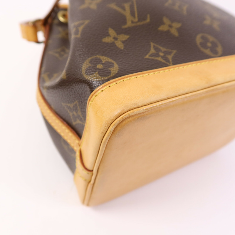 LOUIS VUITTON Monogram Mini Noe金扣肩背袋-11