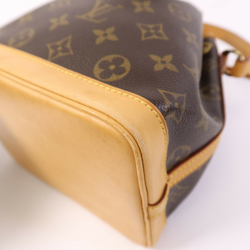 LOUIS VUITTON Monogram Mini Noe金扣肩背袋-12