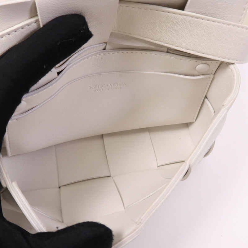 BOTTEGA VENETA 牛皮皮革Cassette Bag肩背袋-4