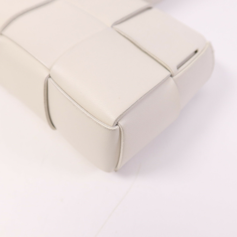 BOTTEGA VENETA 牛皮皮革Cassette Bag肩背袋-11