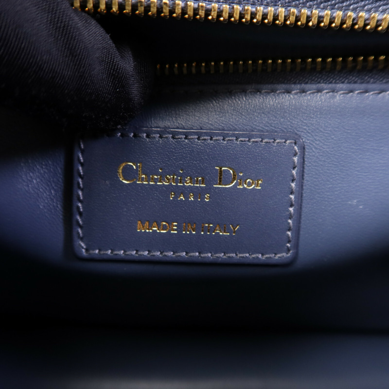 Dior 牛皮皮革Montaigne 30金扣肩背袋-5