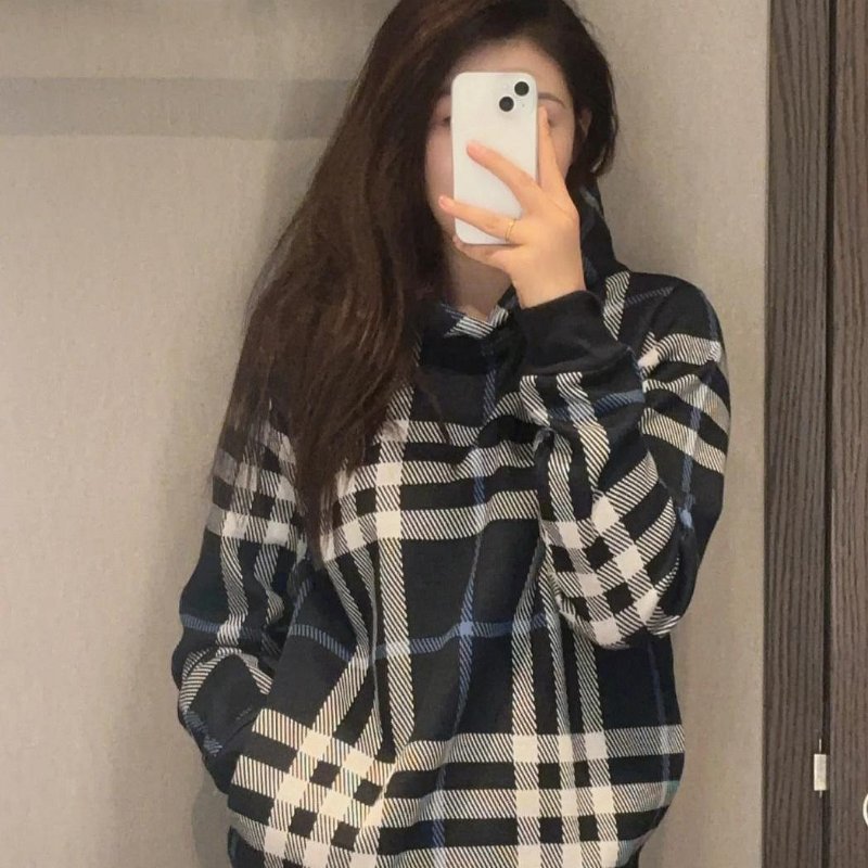 0 💎Han's house精品服飾💎BURBERRY 格紋 帽T 原價38500-5