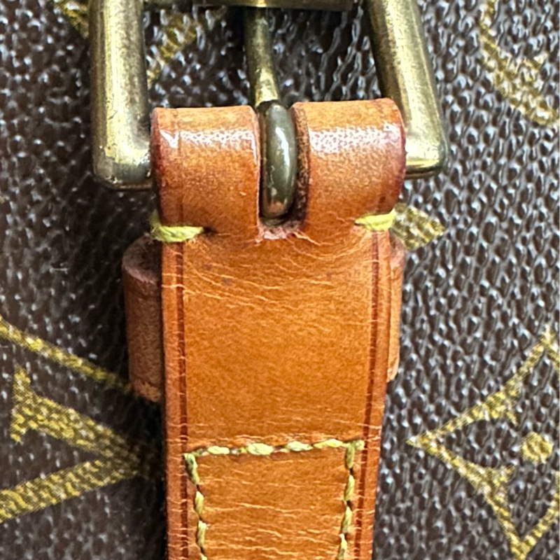 【LOUIS VUITTON】經典原花 Musette Tango PM 王妃包 (M51387) 經典不敗的 LV 王妃包，小巧精緻的 PM 尺寸非常適合日常出門！簡約的翻蓋設計配上標誌性的 Monogram 帆布，是女孩們必入手的經典入門款。-19