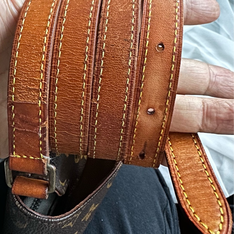 【LOUIS VUITTON】經典原花 Musette Tango PM 王妃包 (M51387) 經典不敗的 LV 王妃包，小巧精緻的 PM 尺寸非常適合日常出門！簡約的翻蓋設計配上標誌性的 Monogram 帆布，是女孩們必入手的經典入門款。-30