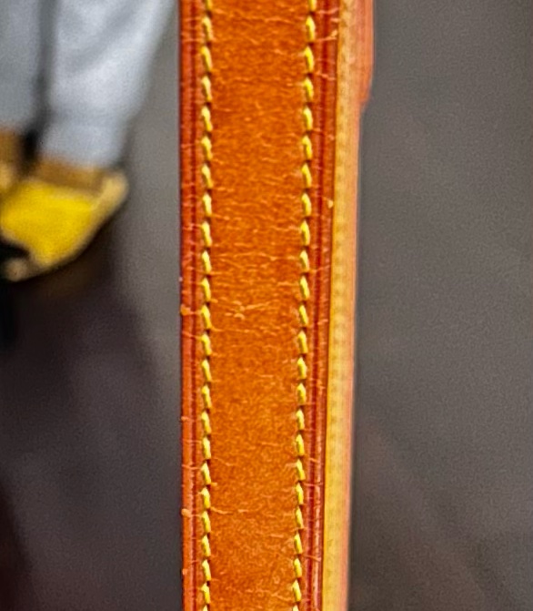 【LOUIS VUITTON】經典原花 Musette Tango PM 王妃包 (M51387) 經典不敗的 LV 王妃包,小巧精緻的 PM 尺寸非常適合日常出門!簡約的翻蓋設計配上標誌性的 Monogram 帆布,是女孩們必入手的經典入門款。-26