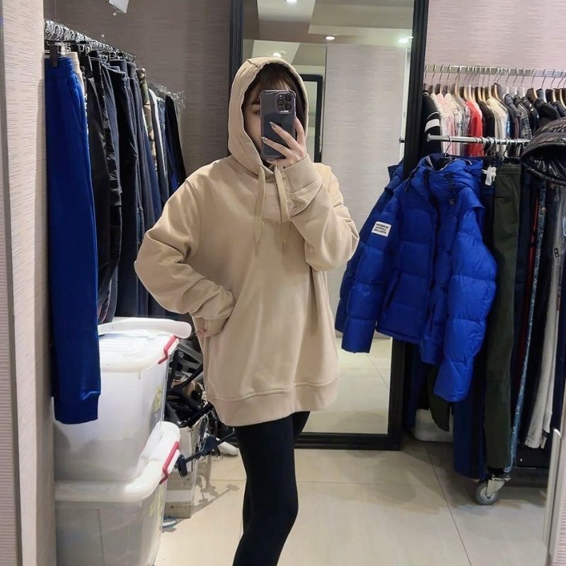 💎Han's house精品服飾💎Burberry 刺繡 戰馬 連帽 帽T 原價33900-4