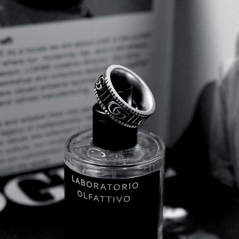 GUCCI DOUBLE G 雙G紋銀復古雕刻戒指 925銀 飾品 古馳-0