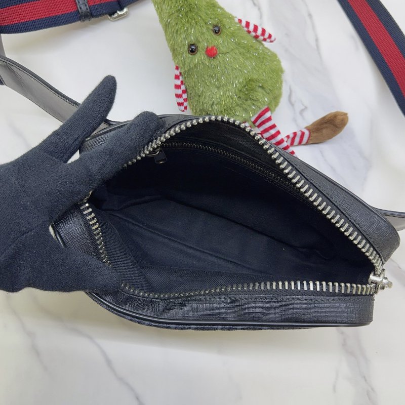 GUCCI GG Supreme 胸腰包-4