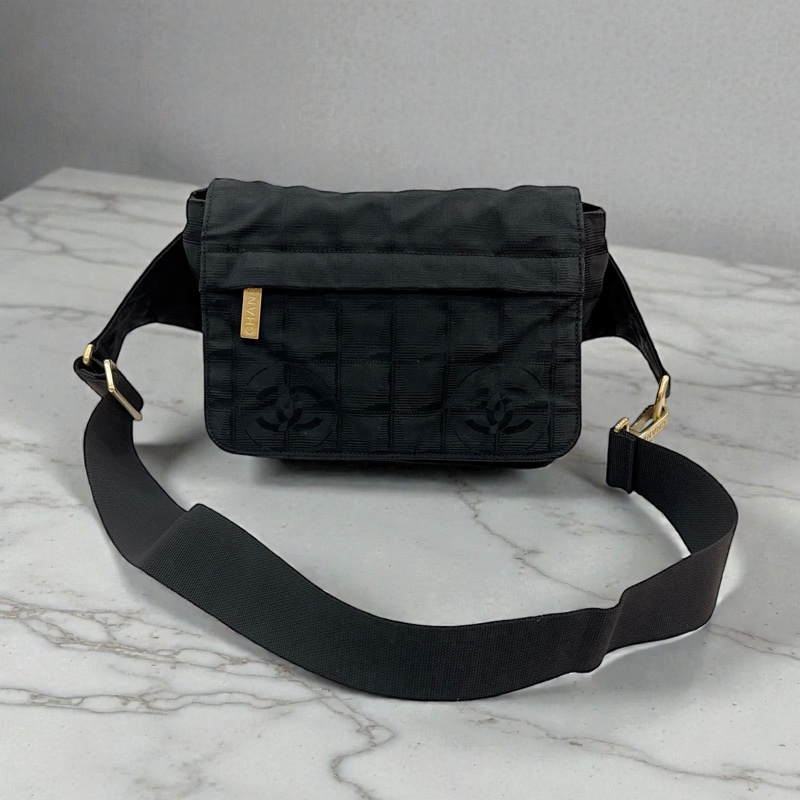 莉亞精品♡ Chanel A29346 尼龍胸包 二手-0