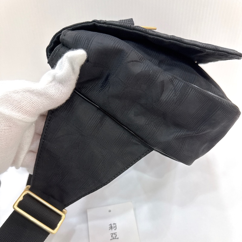 莉亞精品♡ Chanel A29346 尼龍胸包 二手-7
