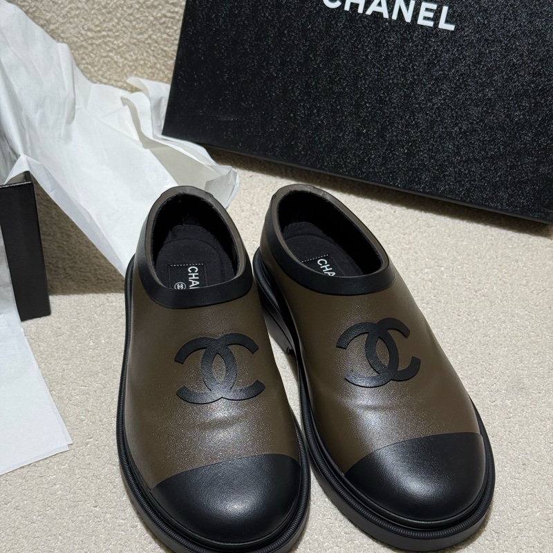 全新Chanel軍綠色低幫雨靴37碼-3