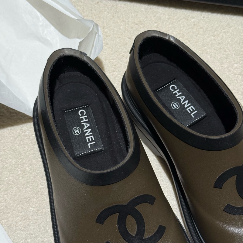 全新Chanel軍綠色低幫雨靴37碼-4