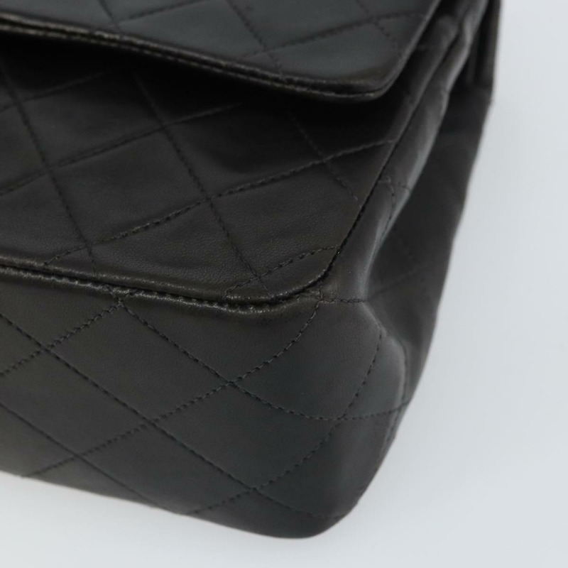 【日本直送】香奈兒 Matelasse 25 雙蓋鏈條包,羊皮材質,黑色,金色雙C標誌,正品編號 BA9221SAV-13