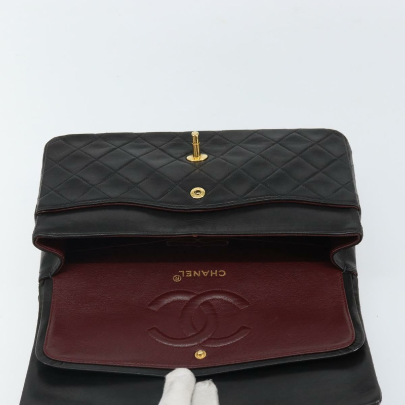 【日本直送】香奈兒 Matelasse 25 雙蓋鏈條包,羊皮材質,黑色,金色雙C標誌,正品編號 BA9221SAV-19