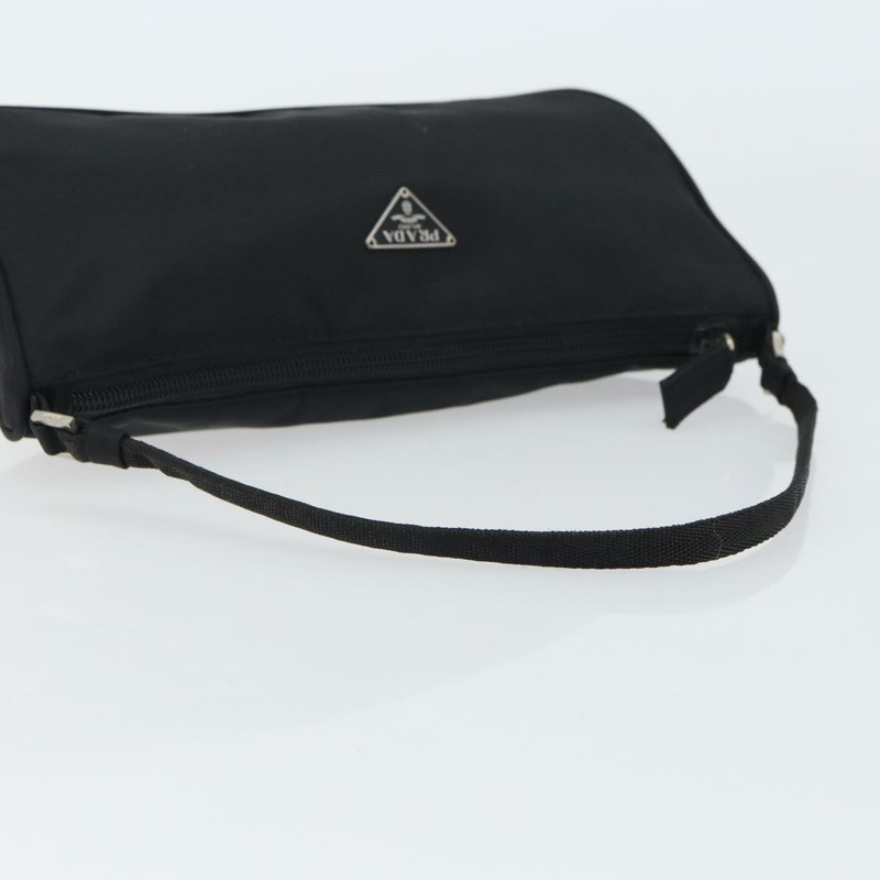 【日本直送】PRADA 尼龍黑色銀色配件包 Auth 162965V-6