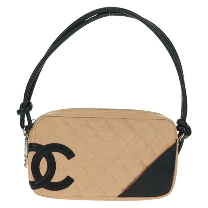 【日本直送】香奈兒 Cambon 系列絎縫肩背包,米色皮革,銀色雙C標誌,貨號 163616V-1