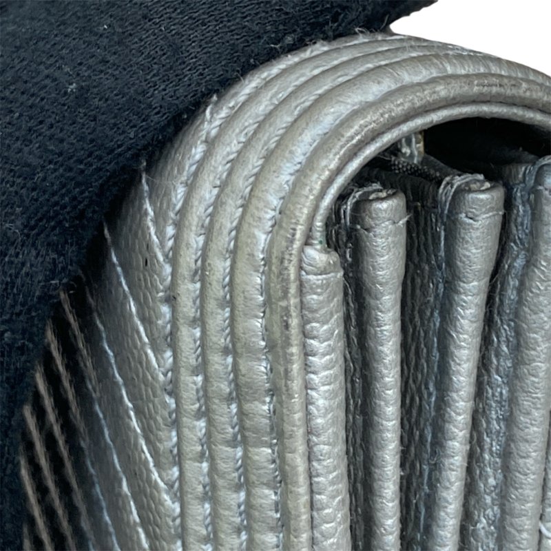 CHANEL香奈兒 LEBOY翻蓋長夾 荔枝牛皮 銀色 銀釦-10