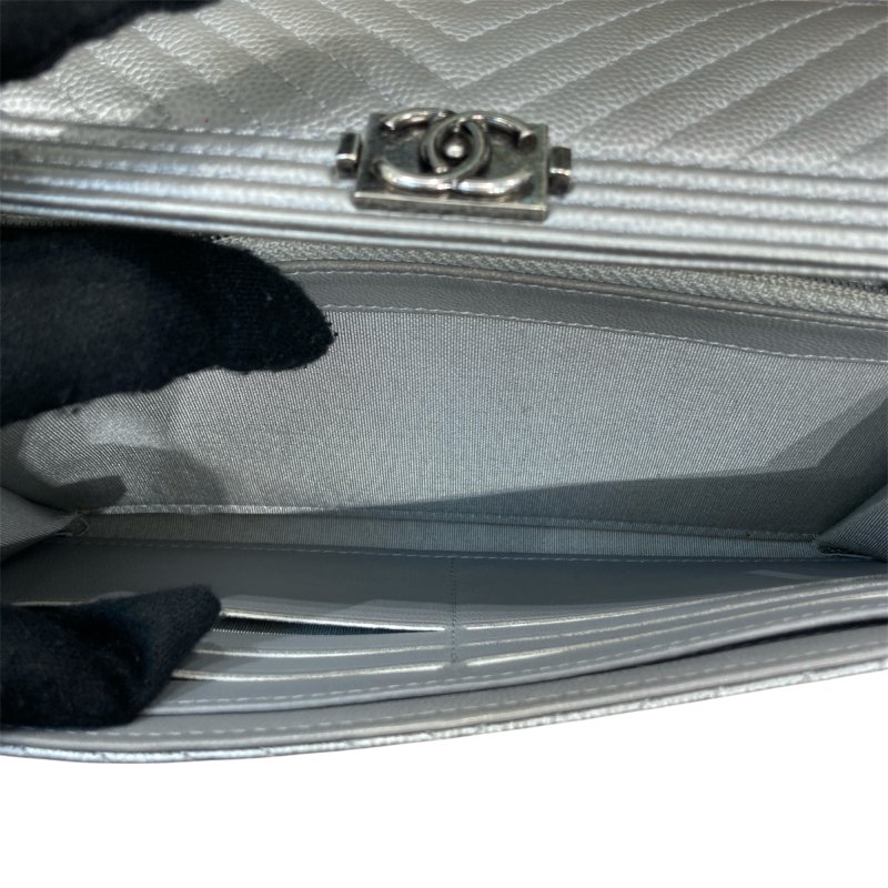 CHANEL香奈兒 LEBOY翻蓋長夾 荔枝牛皮 銀色 銀釦-18