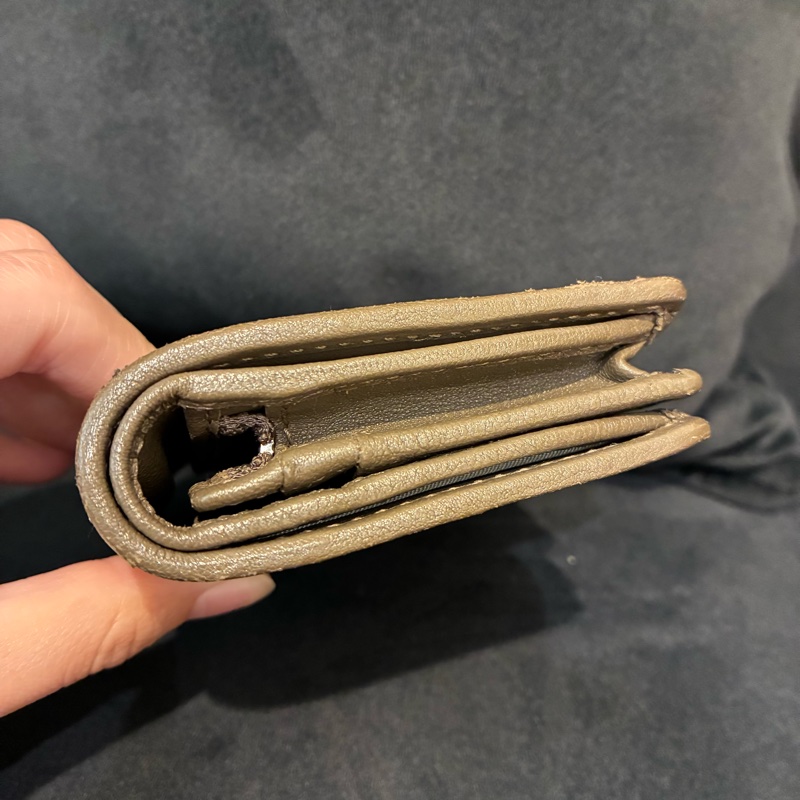 Gucci墨綠牛皮雙G釦式短夾-7