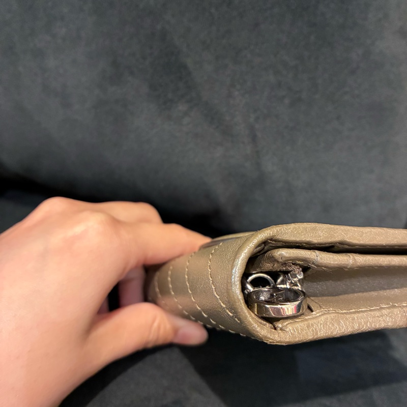 Gucci墨綠牛皮雙G釦式短夾-11