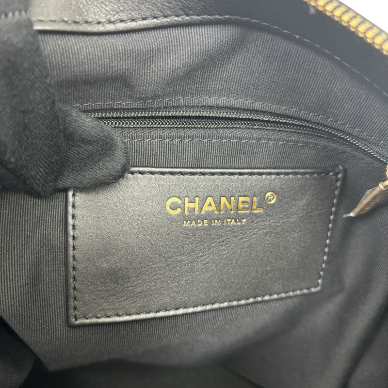 黑色 菱格紋 牛皮 雙肩 HOBO 肩背包 金扣【CHANEL 香奈兒】 AS5523-6