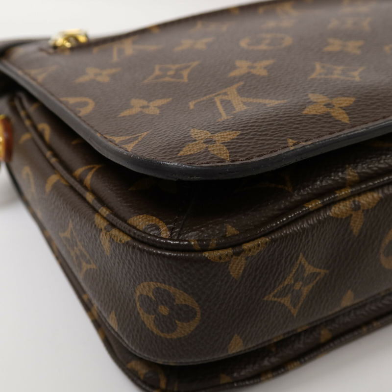 LOUIS VUITTON Monogram Pochette Metis MM金扣手挽肩背兩用袋-11
