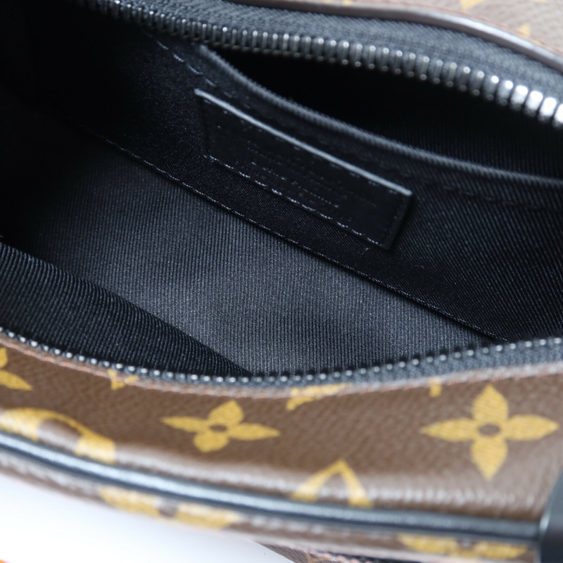 LOUIS VUITTON Monogram Solar Ray Mini Soft Trunk肩背袋-4