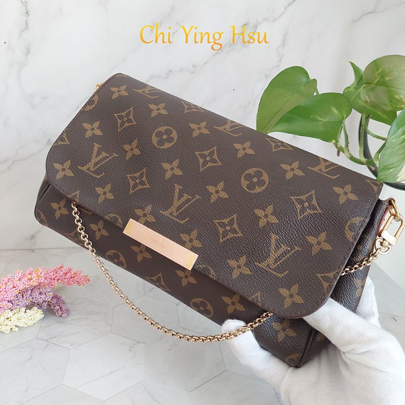 LV 經典老花M40718 🎀現品實拍 🎀 Favorite MM 經典花紋鍊條肩背包 斜背包~二手-10
