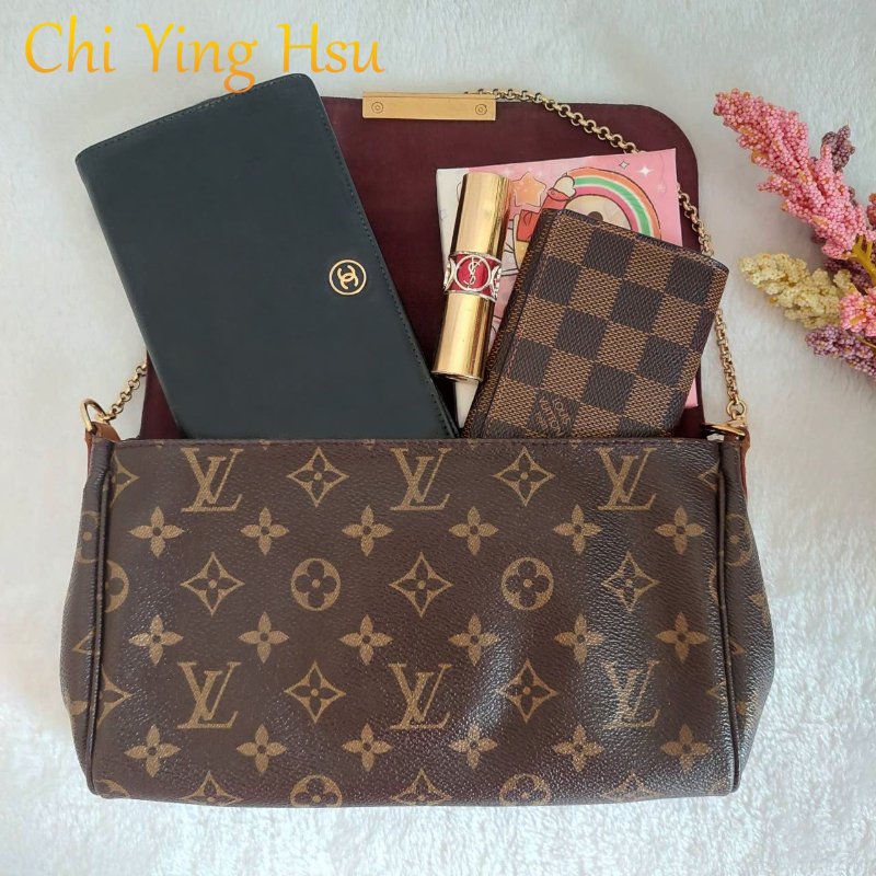 LV 經典老花M40718 🎀現品實拍 🎀 Favorite MM 經典花紋鍊條肩背包 斜背包~二手-18