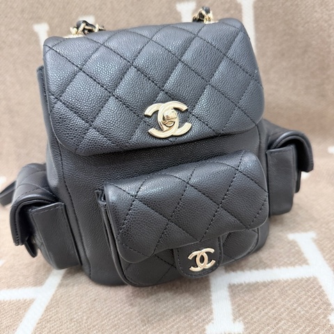 chanel ❤️ 香奈兒 ❤️doma小號 炸彈包 美的不得了😚😚