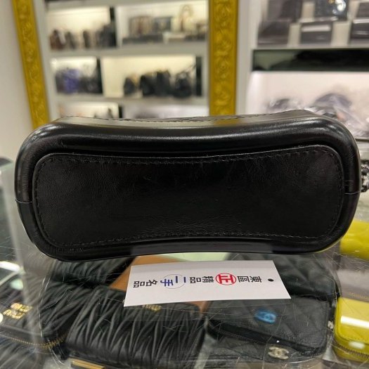 東區正精品㊣CHANEL A91810 香奈兒黑色牛皮金銀雙色皮穿鍊帶流浪包肩背包斜背包小款 RZ6188-6