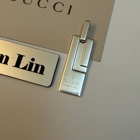 Gucci 小軍牌單墜