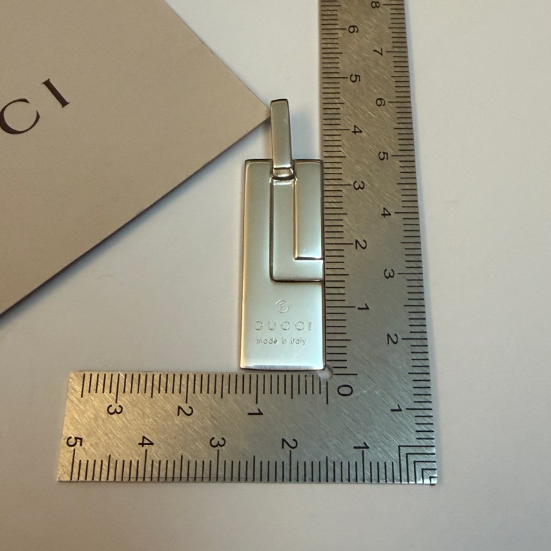 Gucci 小軍牌單墜-6