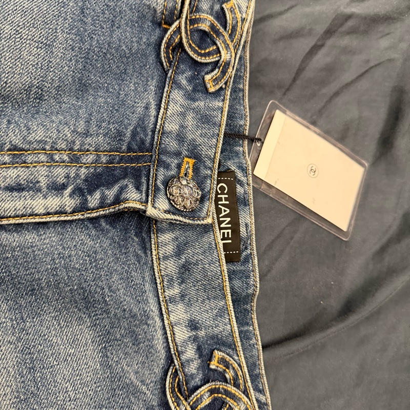Chanel 直筒刷舊牛仔褲-2