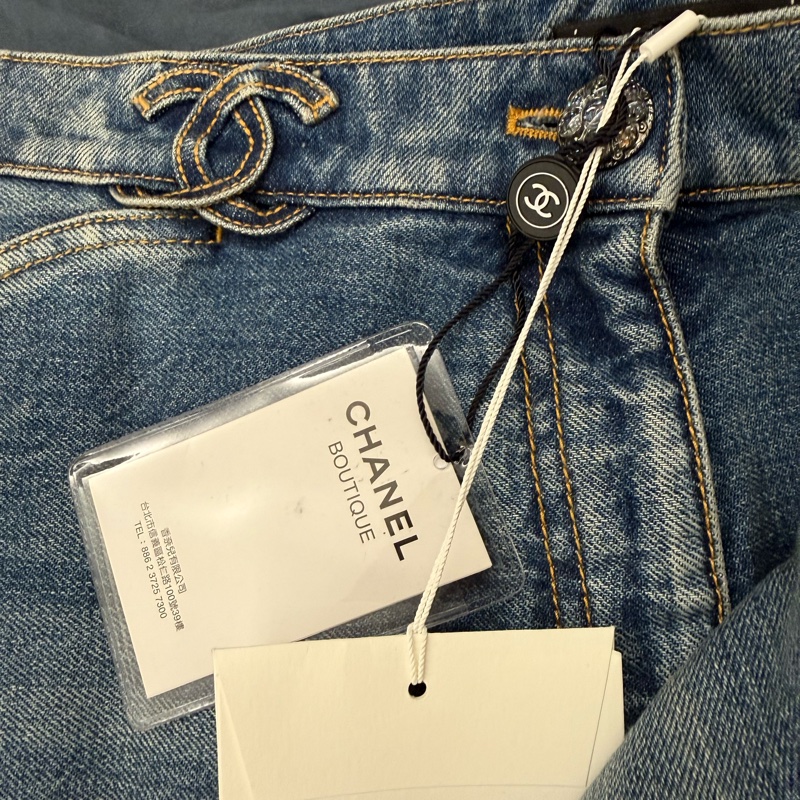 Chanel 直筒刷舊牛仔褲-5