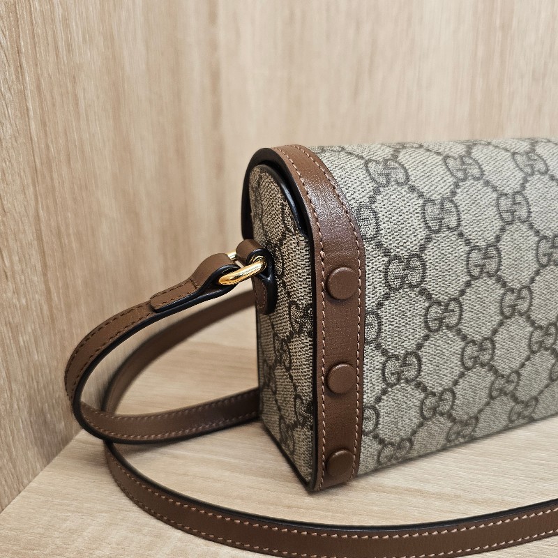 [平台最甜新年甜價出回饋❣️] Gucci老花金釦Horsebit 1955迷你斜背包-3