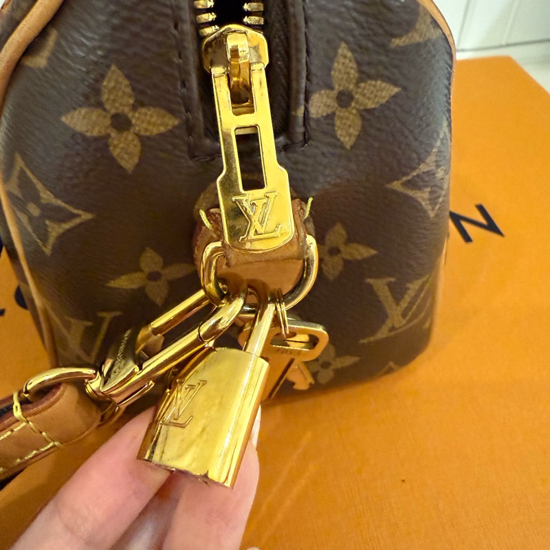 LV Speedy Bandoulière 20 95新-18