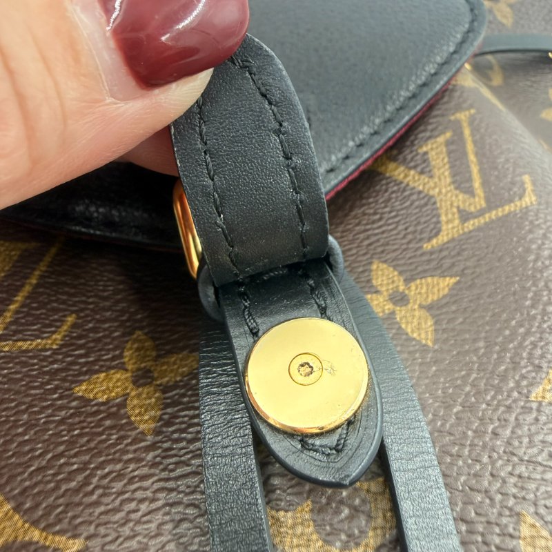 Louis Vuitton - 原花拼黑色牛皮下蓋磁吸束口Montsouris BB後背包-18