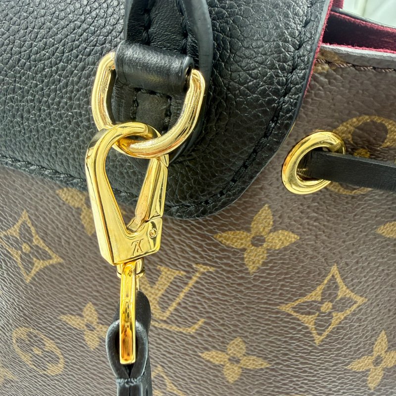 Louis Vuitton - 原花拼黑色牛皮下蓋磁吸束口Montsouris BB後背包-23